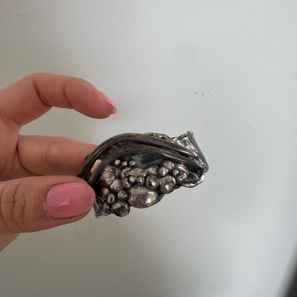Vintage Sterling Silver Brutalist Cuff Bracelet – Sculptural Organic Design - Picture 6 of 7